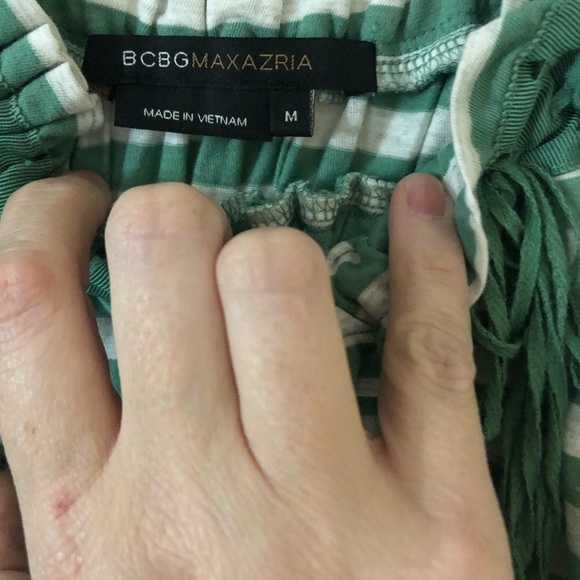 Bcbgmaxazria Short Sleeve Top. Sz M - Picture 4 of 6